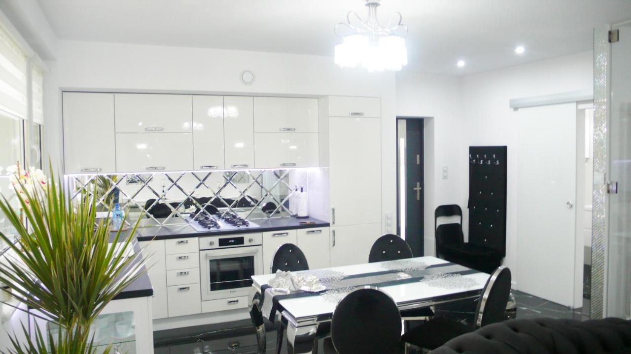 Glamour Apartment *