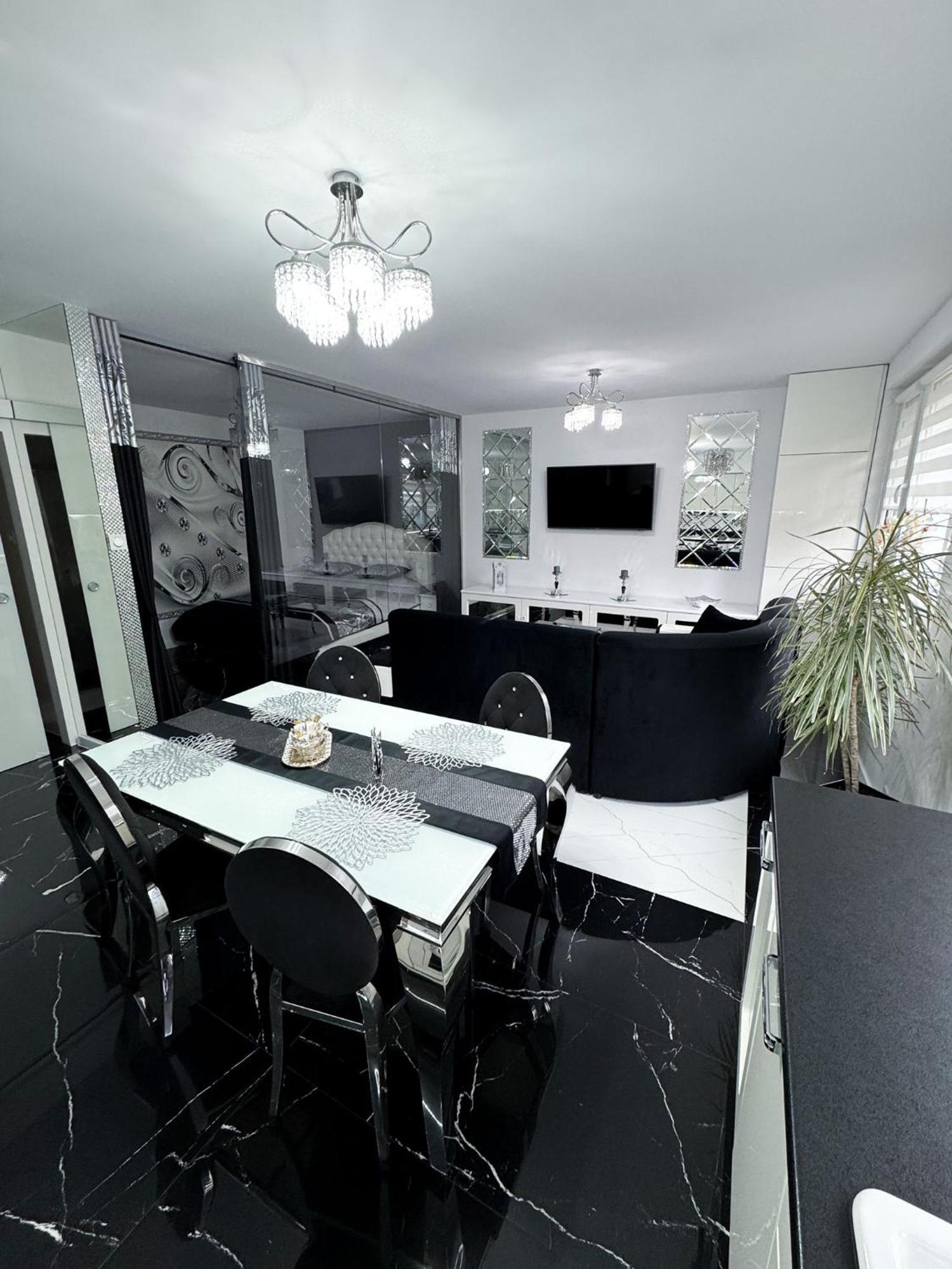 Apartment Glamour